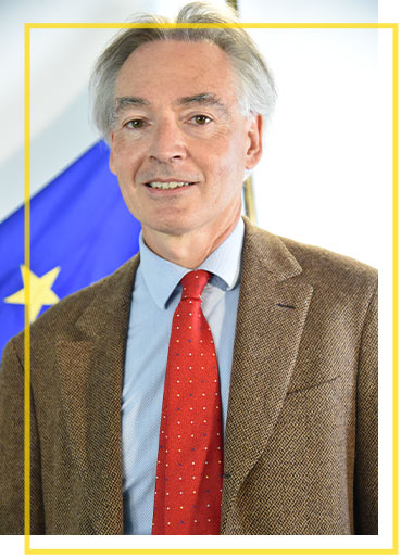 The photograph shows Christopher Todd, Director of the Poland Unit in the Directorate General for Regional and Urban Policy of the European Commission.